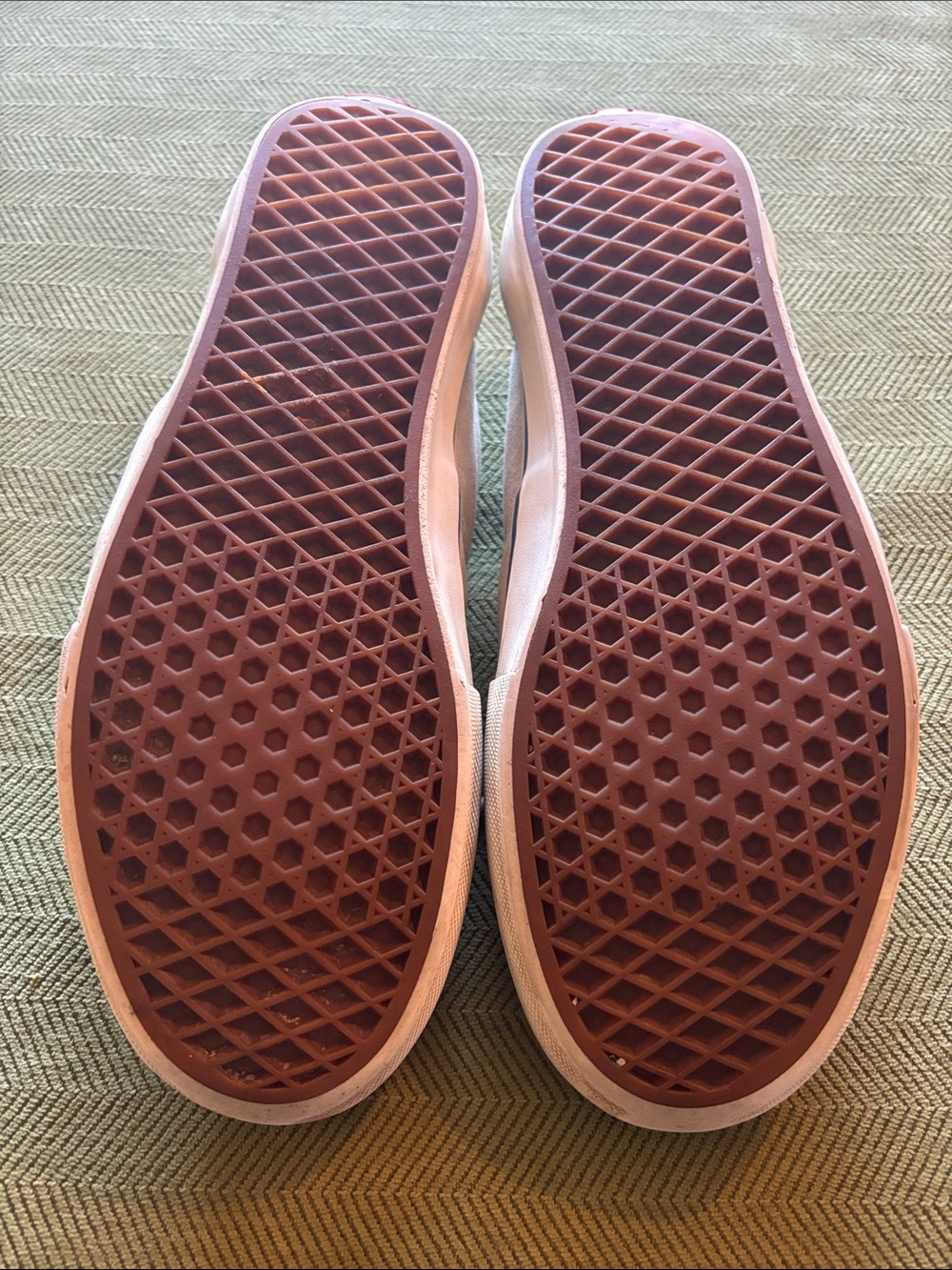 Vans - Picture 6 of 7